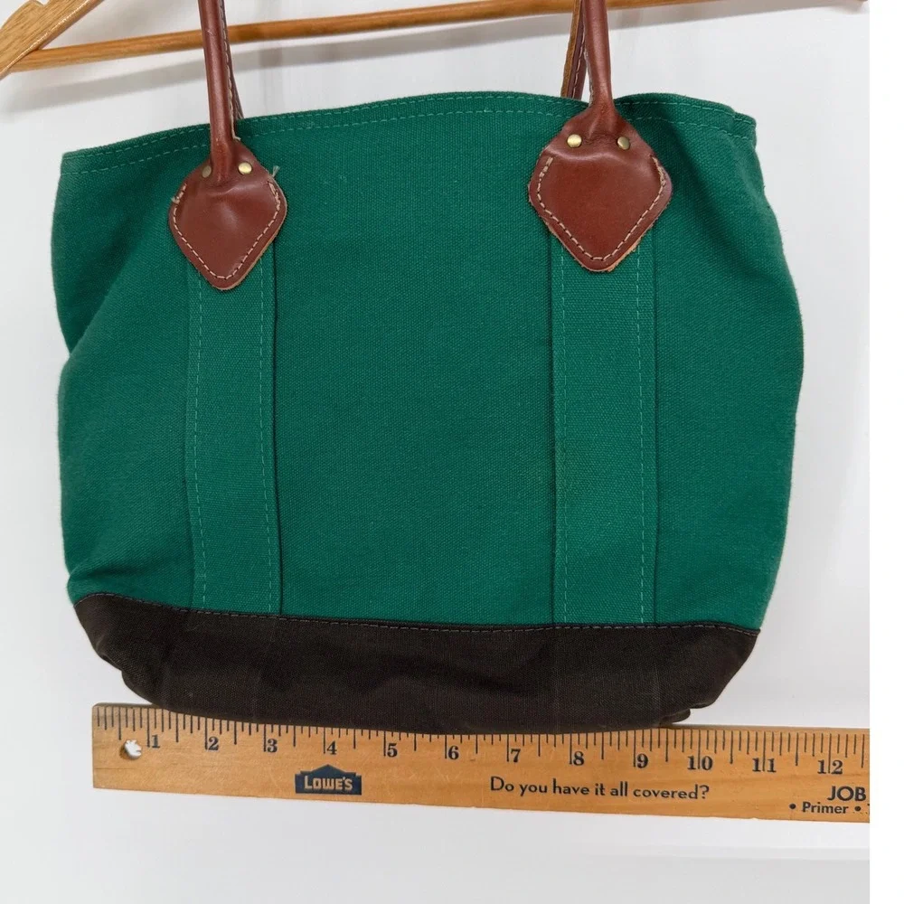 Byer of Maine Winter Harbor Bag Green Canvas Leather Strap Tote Zipper Top